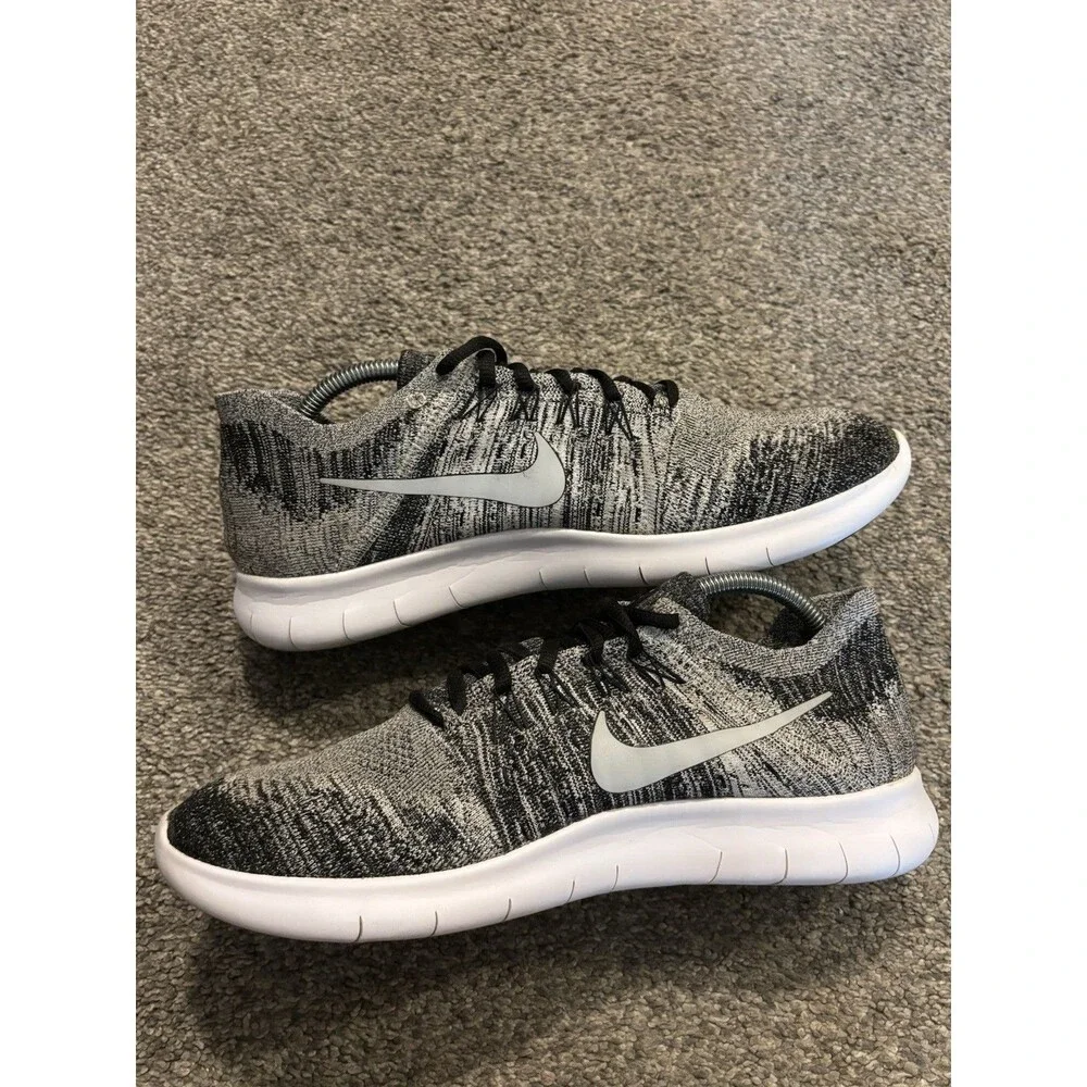Nike Free RN Flyknit Men's Size 11 Running Shoes Black White Oreo